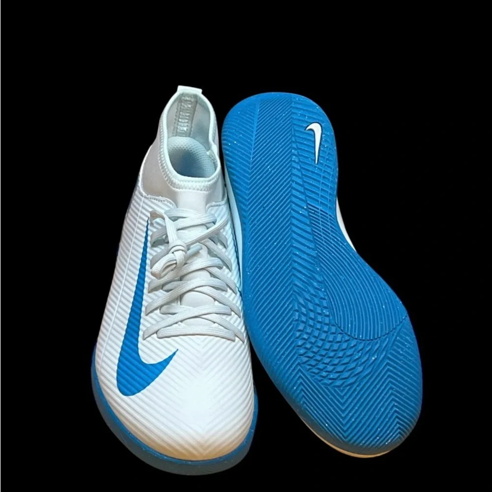 Size 5.5 Y - NIKE‎ JR SUPERFLY 10 CLUB IC FQ8320 400